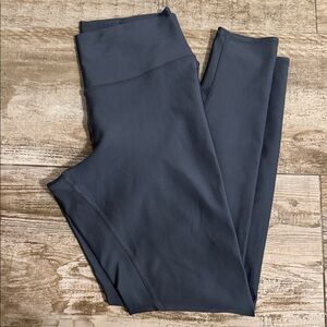 ALO Yoga grey airlift Leggings 7/8